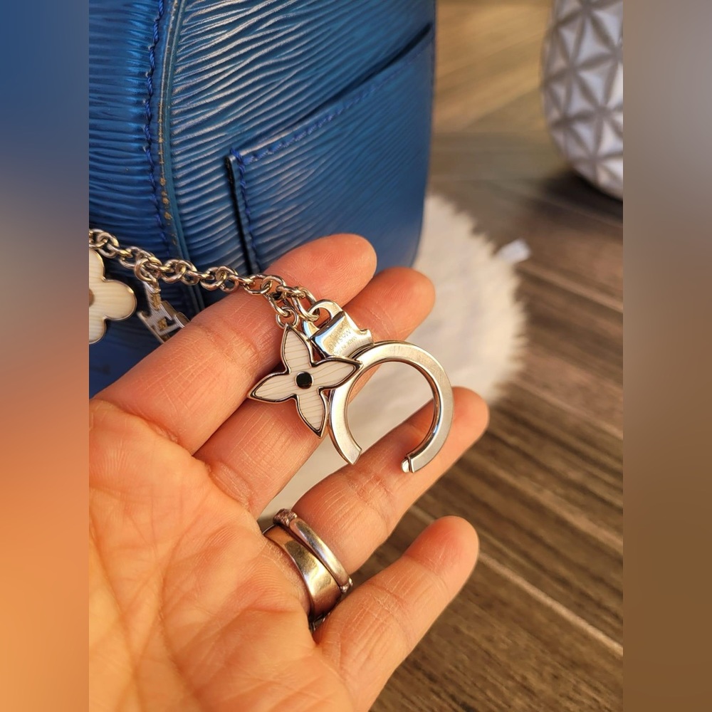 Silver Fleur D'Epi Chain Bag Charm - Picture 8 of 12